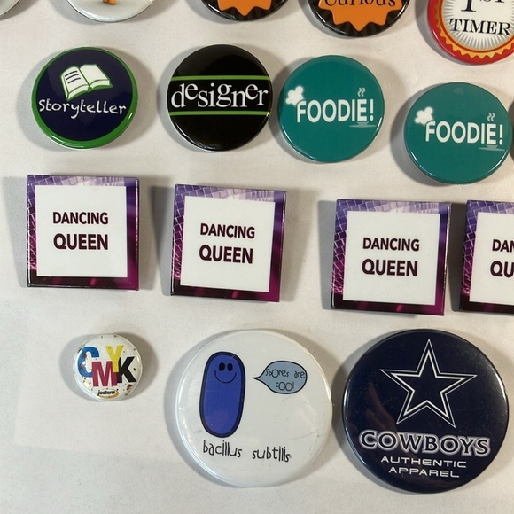 39 various pin-on buttons pins - Picture 4 of 5